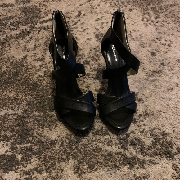 BCBGeneration heels size 7.5 - Picture 4 of 4